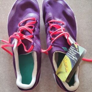 New Balance vibram size 10 women's barefoot/ minimalist shoes